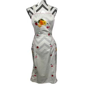 Vintage White Cotton Full Apron Fruit Appliqué Pockets Gift Chef Cook Feminine